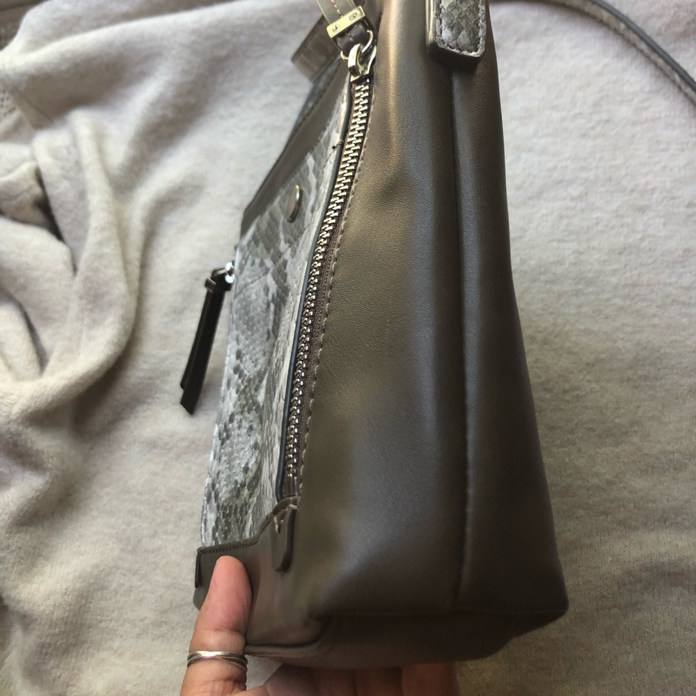 🌸Nine West Crossbody Bag 🌸 - Picture 12 of 16
